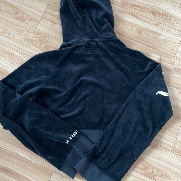 BNWT 10/10 Juicy Black Label Cropped zip up hoodie Small - Picture 4 of 4